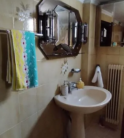 Apartament Savvas *